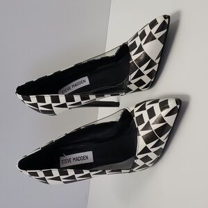Steve Madden Black and White Geometric Pointed-Toe Pumps